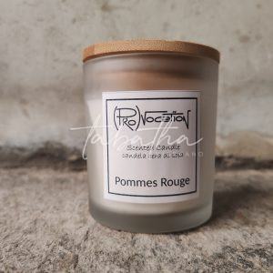 CANDELA CERA DI SOIA FRAGRANZA DOLCE "POMMES ROUGE" -PROVOCATION MILANO ACCESSORI-